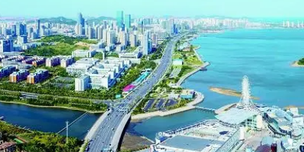青岛市自然资源和规划局发布了青岛黄金海岸项目规划及建筑方案批前公示