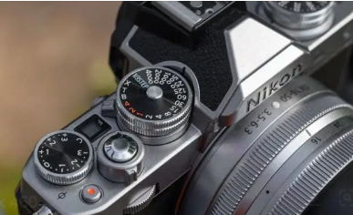 尼康发布了Z fc相机的1.50版固件
